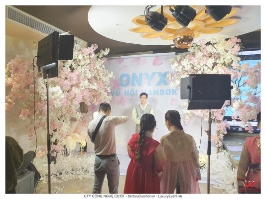 Tổ chức sự kiện tất niên ONYX Cosmetics